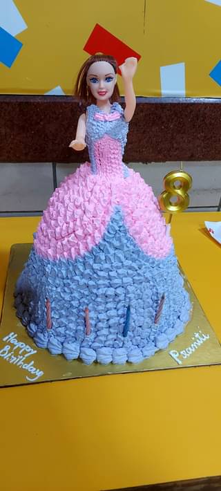 Barbie Cream Cake