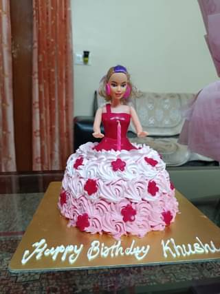 Cream Fantasy Barbie Cake