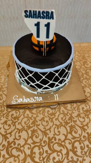 BB Hoop Theme Fondant Cake