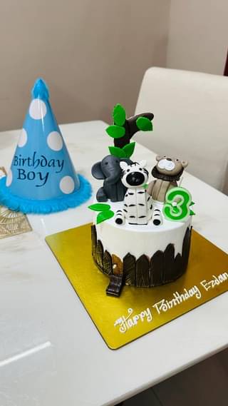 Jungle Jamboree Cake