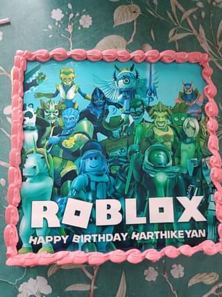 Roblox Heroes Cake