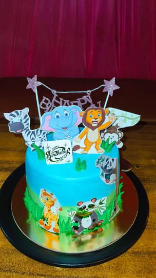 Jungle Paradise Theme Cake