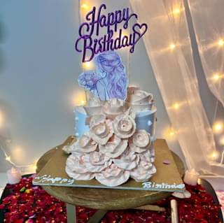 Glamorous Butterscotch Womens Day Cake