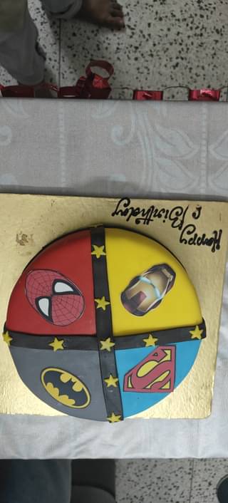 Superheroes United Theme Cake