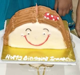 Happy Girl Fondant n Cream Half Cake