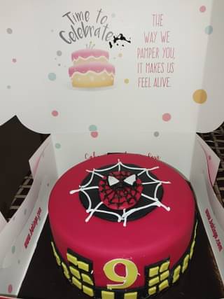 Amazing Spiderman Cake