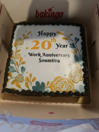 Square Shaped 5th Anniversary Cake