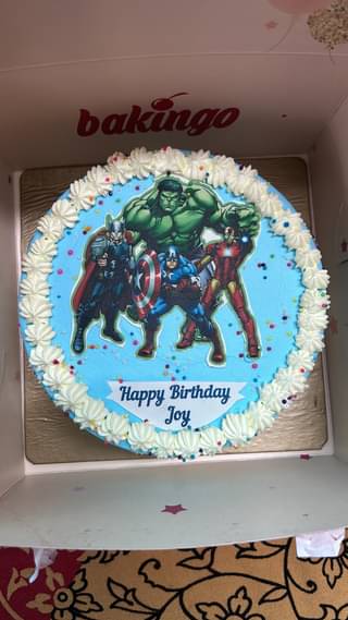 Marvel Avengers Theme Cake