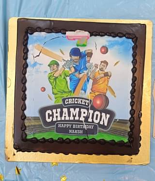 Cricket Champion Photo Cake