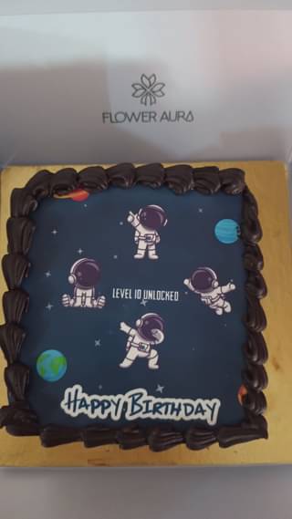 Space Explorer Birthday Cake