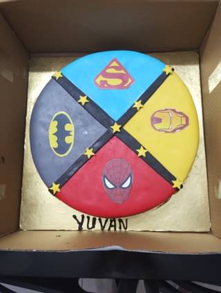 Superheroes United Theme Cake