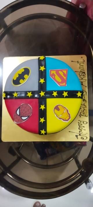 Superheroes United Theme Cake