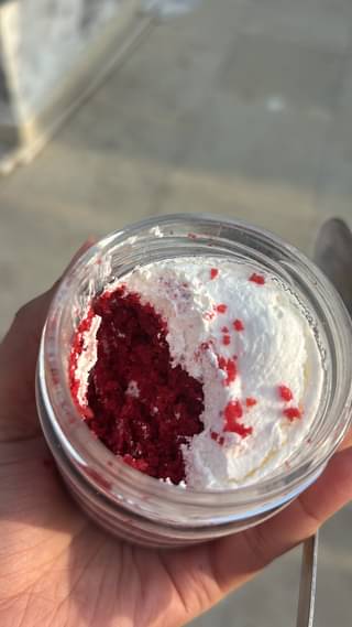 Red Velvet Single Jar Cake