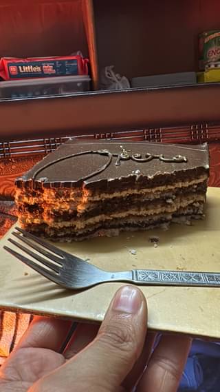 French La Opera Coffee Choco Cake