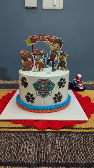 Paw Patrol Familia Theme Cake