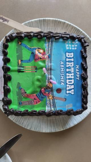 Pitch Perfect Cricket Photo Cake