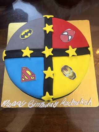 Spiderman Superheroes Cake