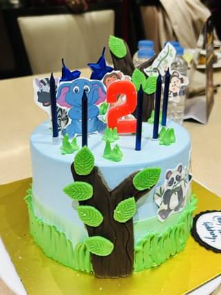 Jungle Paradise Theme Cake