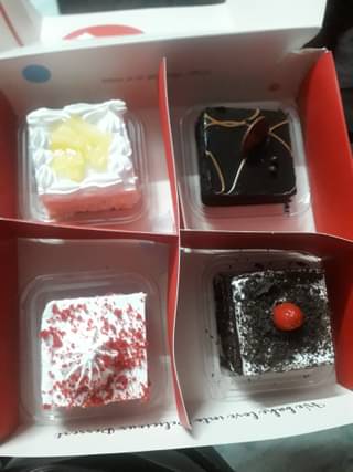 Assorted Pastry Box