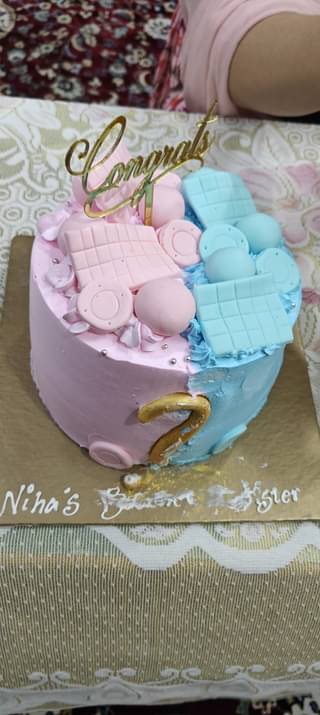 Pink N Blue Baby Shower Cake