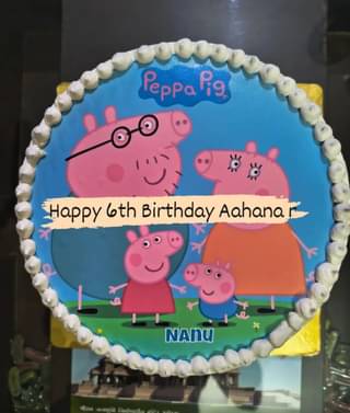 Fun Peppa Pig Cake