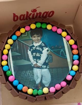 KitKat Gems Photo Cake