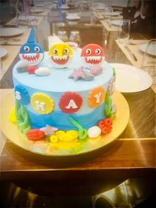 Fintastic Baby Shark Cake