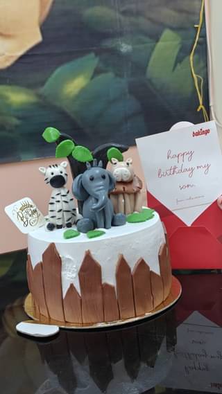 Jungle Jamboree Cake