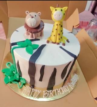 Cute Jungle Friends Cake