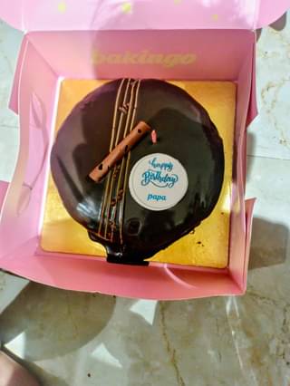 Rich Chocolate Truffle Cake