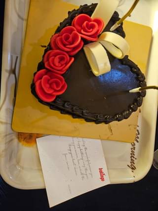 Heart Shape ChocoTruffle Cake With Fondant Roses