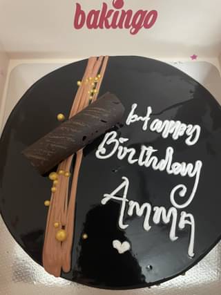 Rich Chocolate Truffle Cake