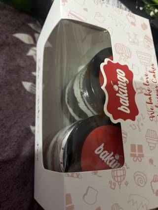 Red Velvet And Oreo Chocolate Jar Cake