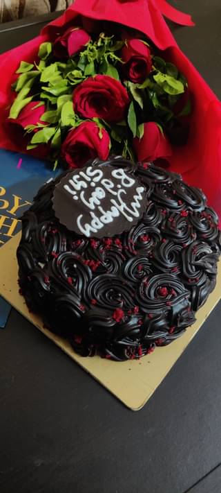 Red Velvet Choco Truffle Cake