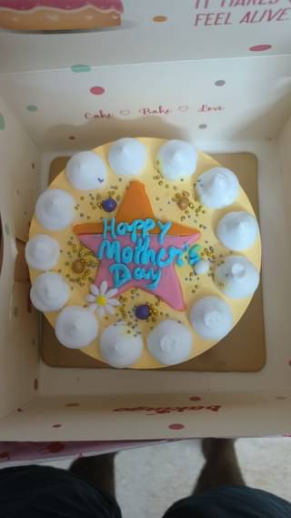 Sunshine Mum Cake