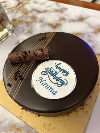 Rich Chocolate Truffle Cake