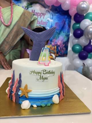 Deep Dive Mermaid Cake