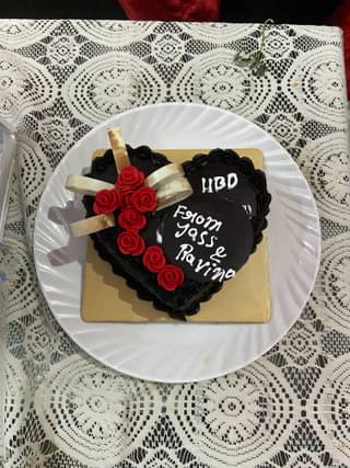 Heart Shape ChocoTruffle Cake With Fondant Roses
