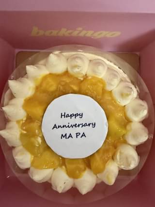 Juicy Mango Delight Cake