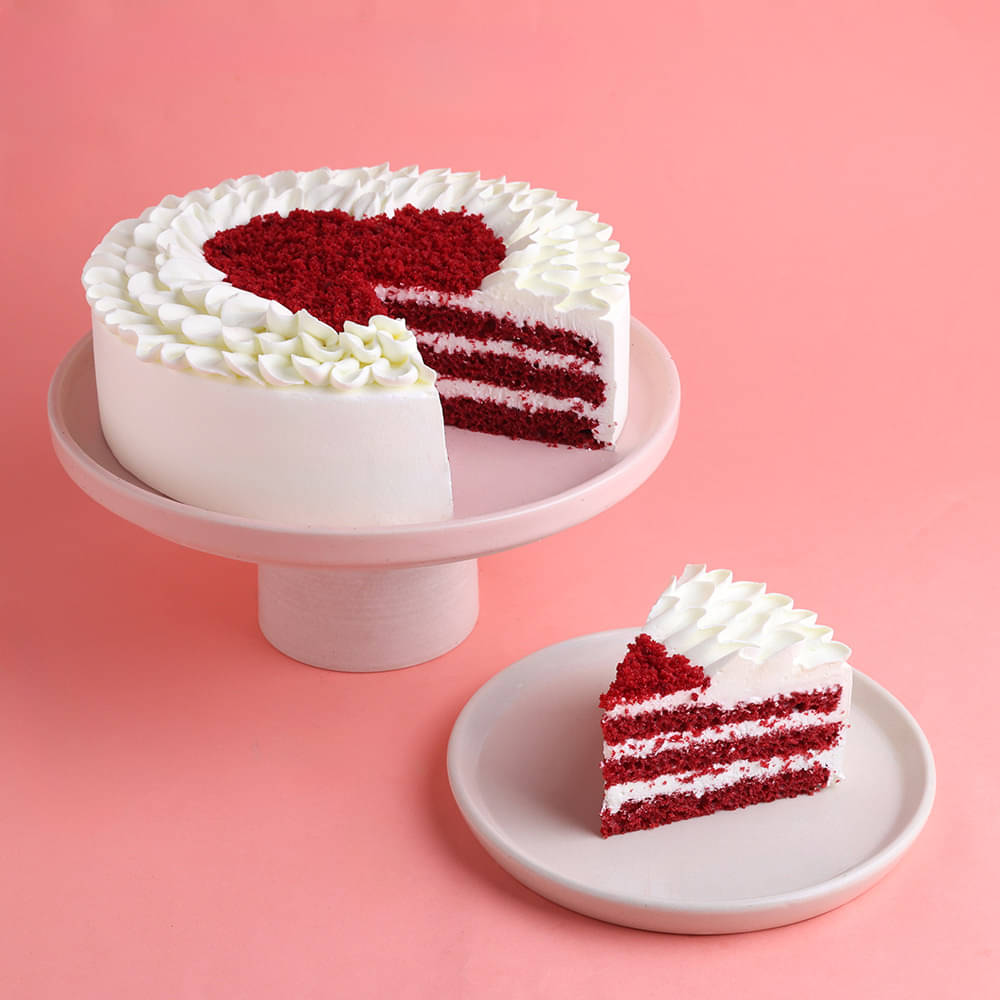 Valentine Blooming Velvet Cake 