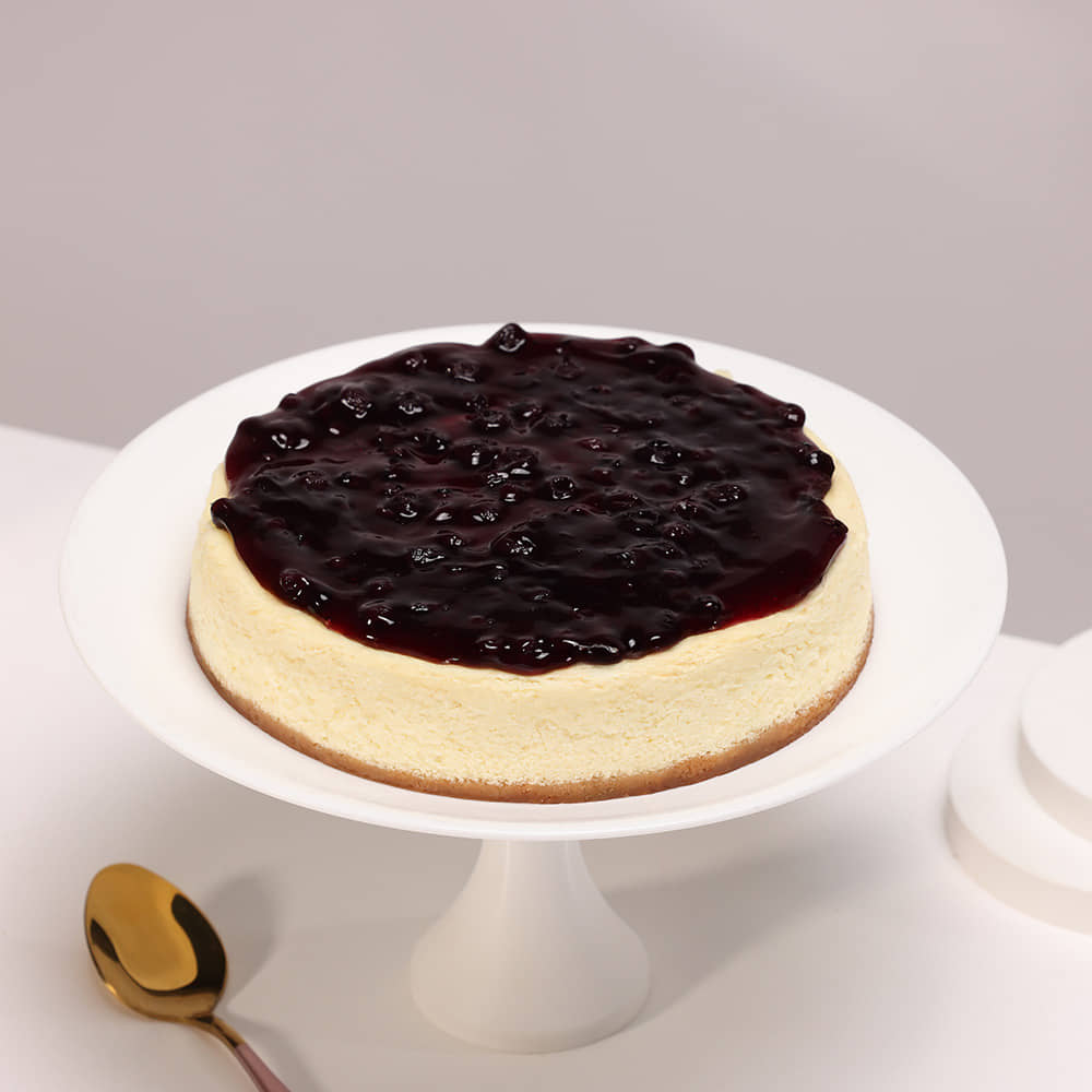Blueberry Cheesecake With Tranquil Blooms