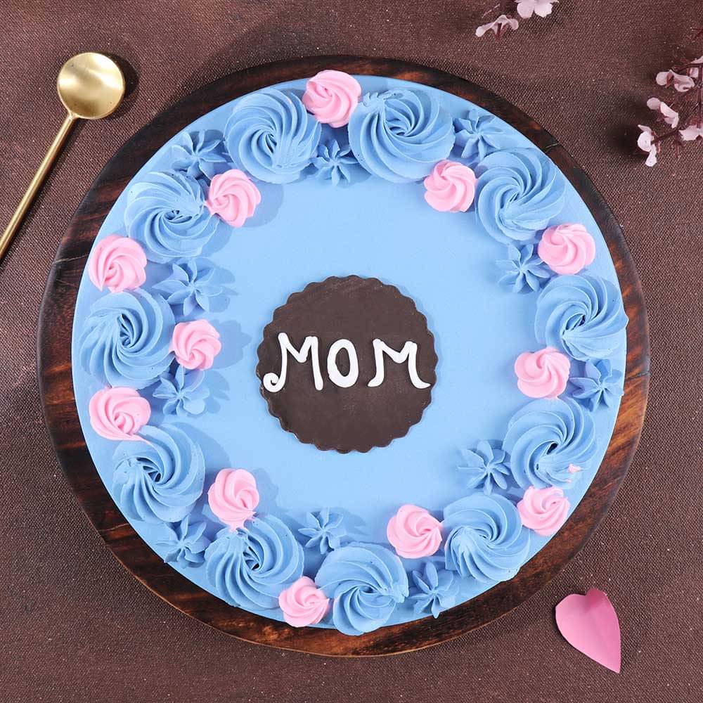 Strawberry Cream Cake For Mom