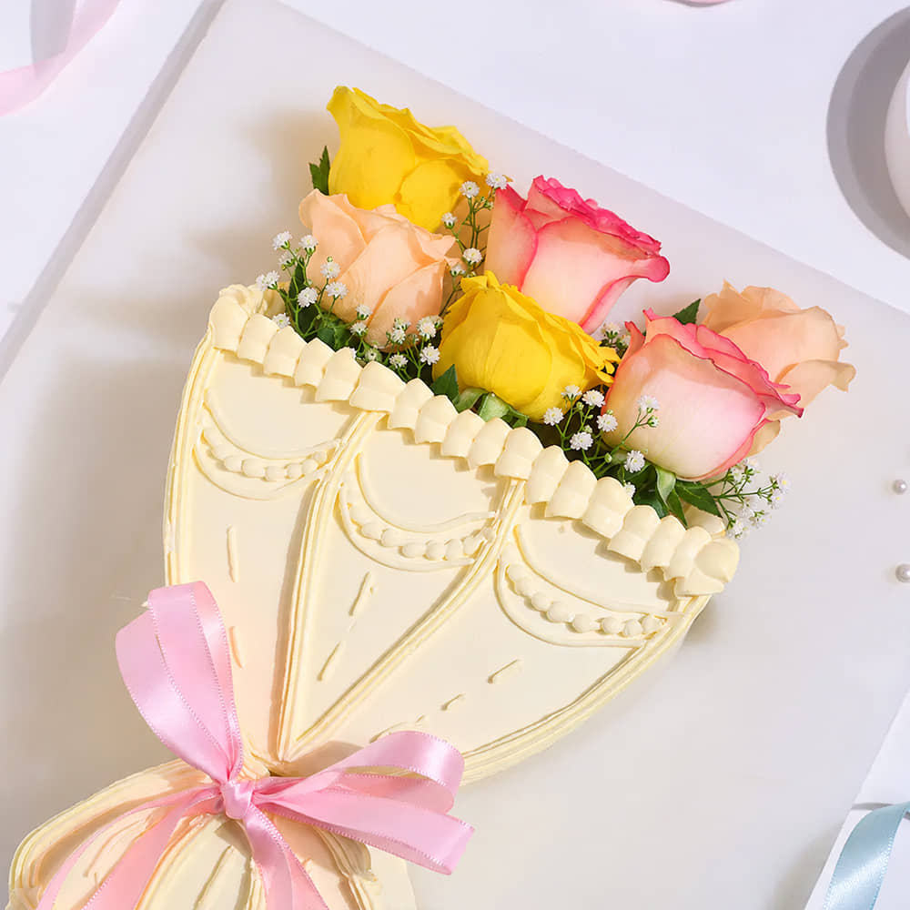 Blushing Rose Bouquet Cake