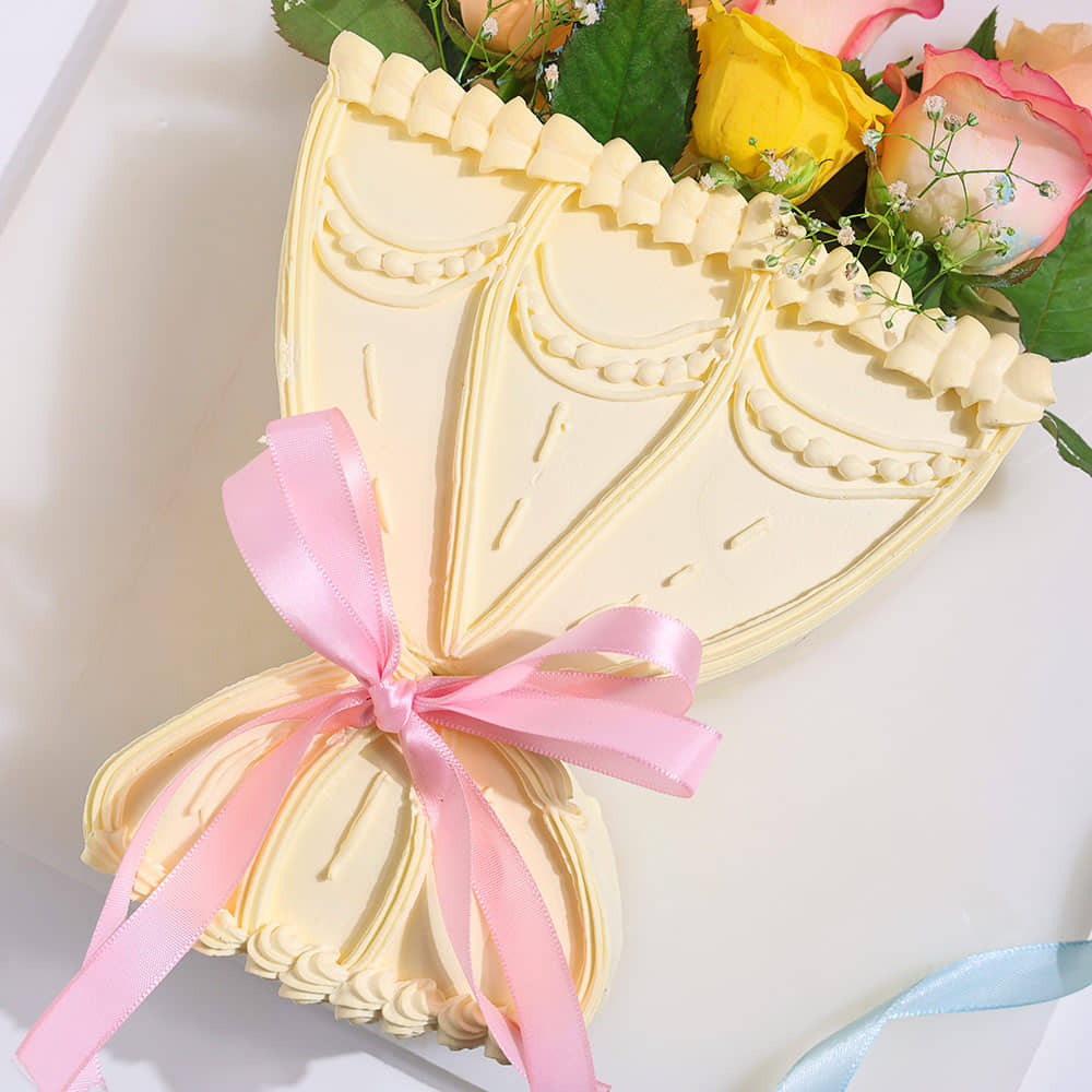 Blushing Rose Bouquet Cake