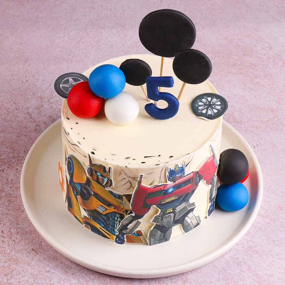 Front Angled view of Bumblebee N Optimus Prime Cake