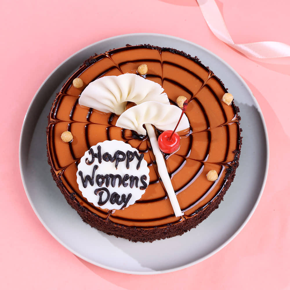 Womens Day Special Butterscotch Cake