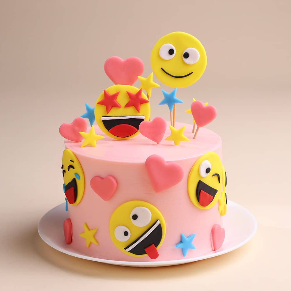 Cheerful Emojis N Hearts Cake
