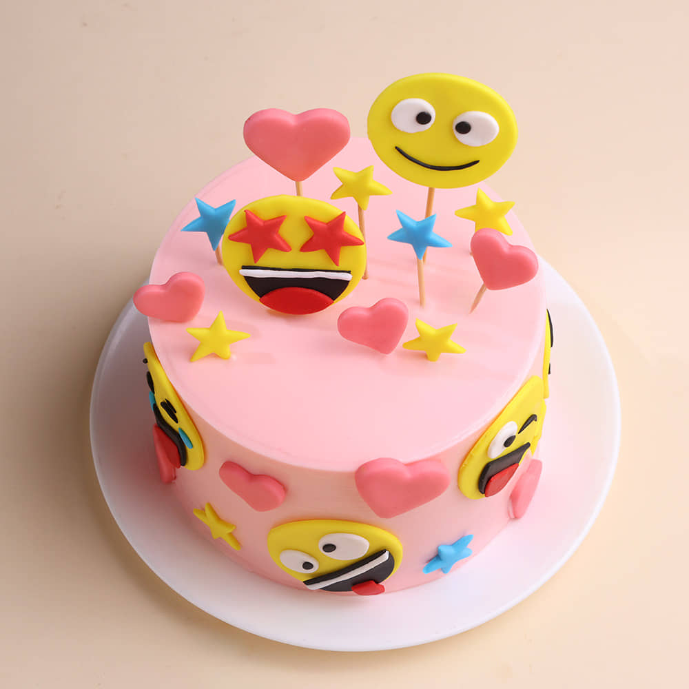 Cheerful Emojis N Hearts Cake