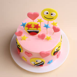 Top view of Cheerful Emojis N Hearts Cake Top view of Cheerful Emojis N Hearts Cake