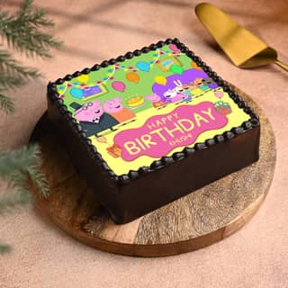 Cheerful Peppa Pig Photo Cake Cheerful Peppa Pig Photo Cake